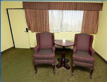 America'S Best Value Inn And Suites Aberdeen Kamer foto